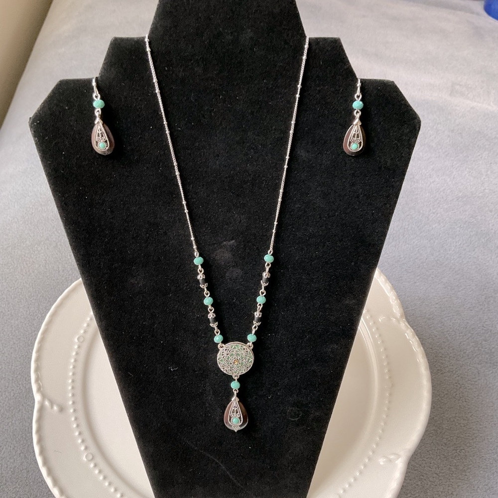 Vintage Set NINA RICCI Silver Tone Necklace with Matching Drop Earrings.